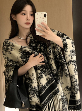 徕倩复古新款西藏斗篷披肩新疆民族加厚拍照披风保暖搭肩RL W-904