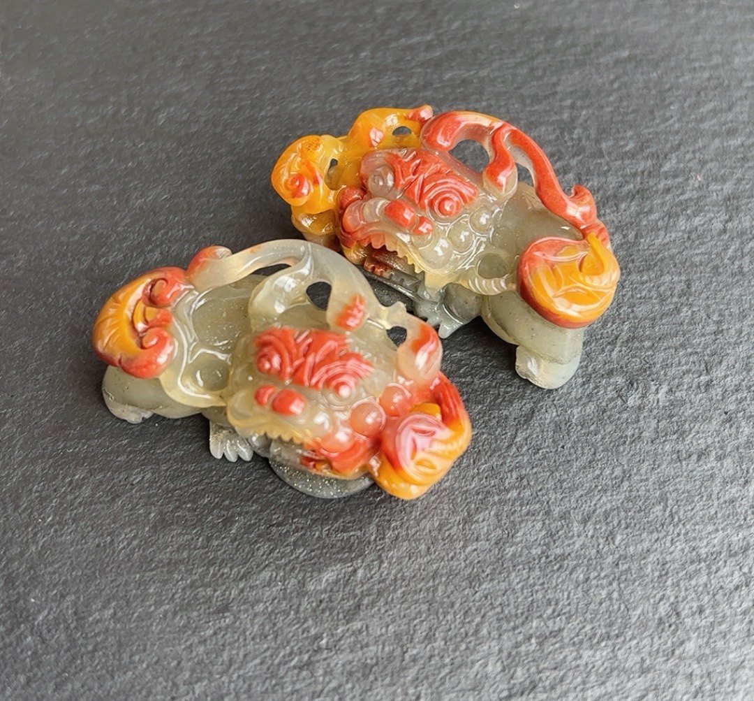 天然黄龙玉霸王貔貅吊坠挂件金沙老料手工雕刻一对收藏品带证书