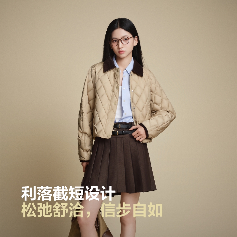 波司登新款女小个子款羽绒服国庆