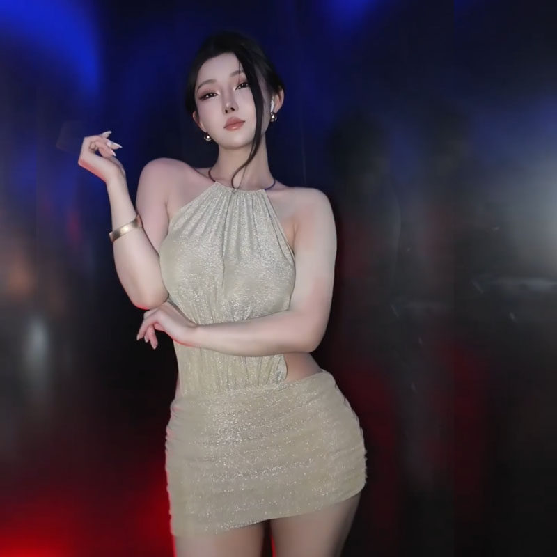 酒吧夜店演出辣妹风挂脖连衣裙女修身显瘦露背无袖包臀短裙性感女
