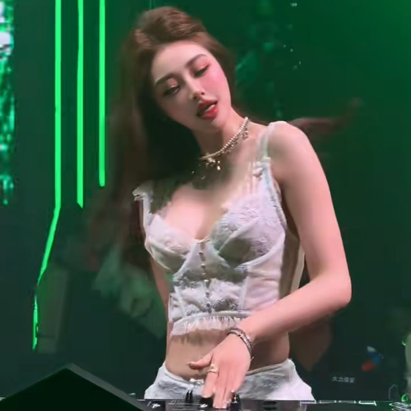法式蕾丝吊带背心女白色性感束腰鱼骨胸衣外穿上衣夜店辣妹秋冬女
