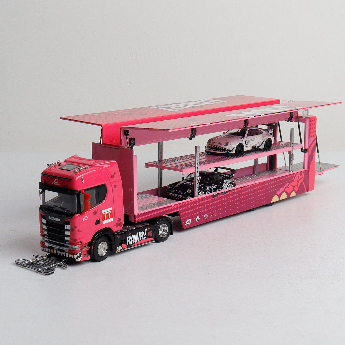 斯堪尼亚S730 V8 二代粉色恐龙 双层运输货柜 及物 1:64 合金车模