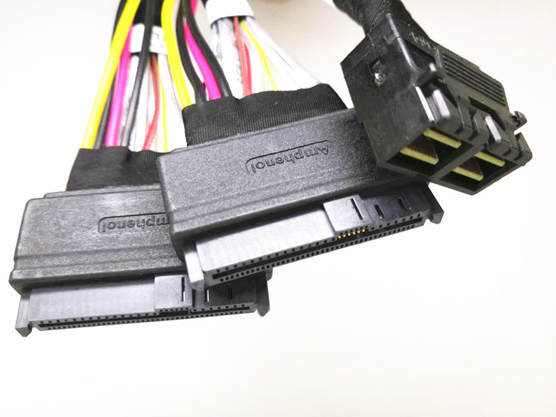 安费诺AmphenolU.2LSI8639X2