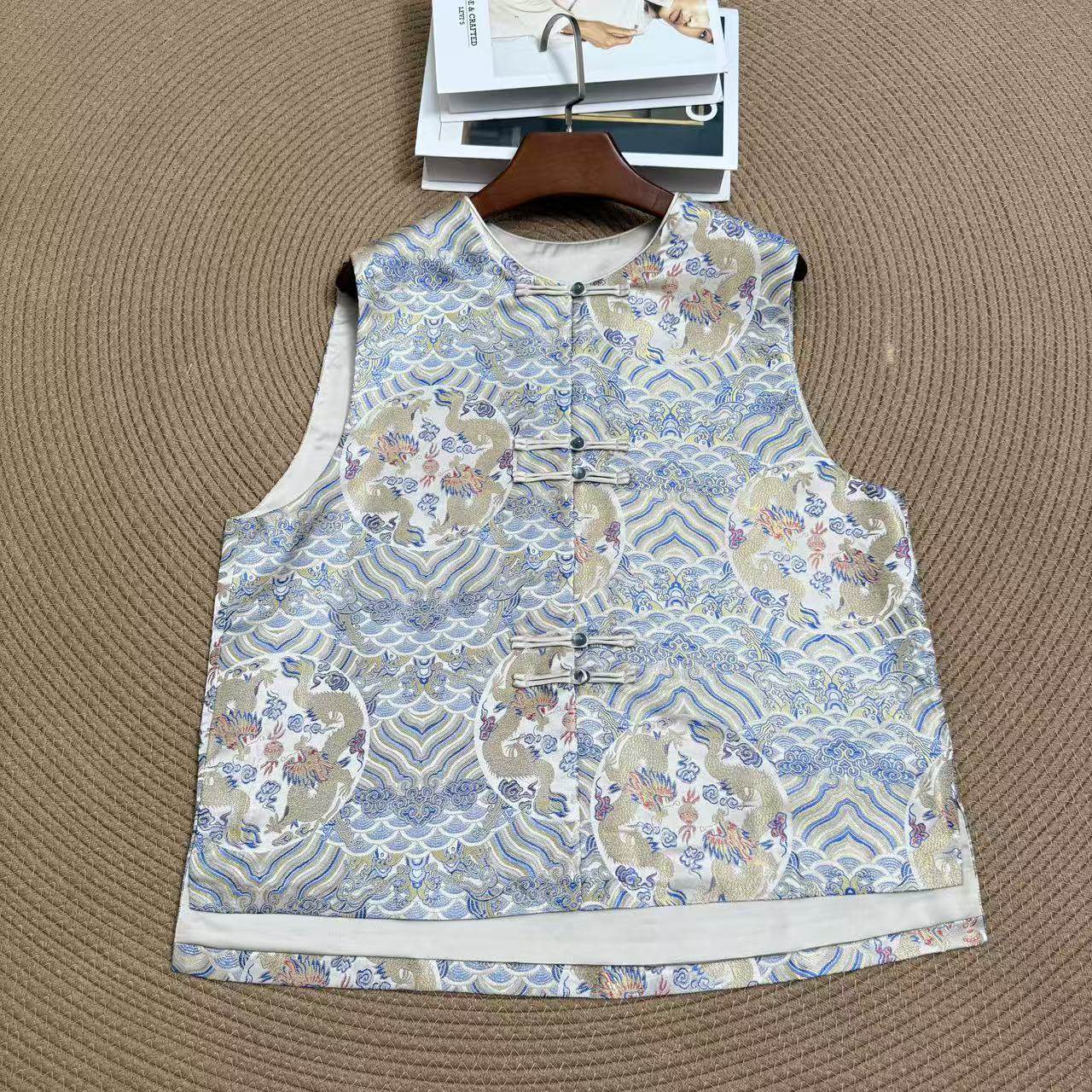 米瑞多娜  宝花奔鹿 真丝马甲女桑蚕丝手工内胆填充V领保暖,女装/女士精品,真丝上装,淘宝优惠券,粉丝福利购,淘宝优惠卷