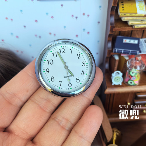 娃屋迷你壁钟夜光钟石英表
