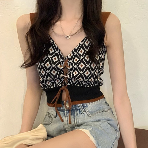 辣妹显瘦小吊带女复古针织打底衫