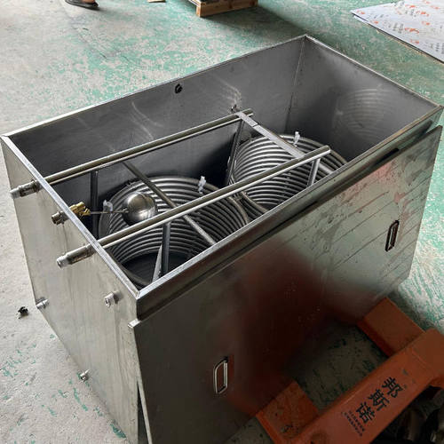 走水液体 SUS304不锈钢盘管蒸发器冷却器带不锈钢水箱加热水箱盘