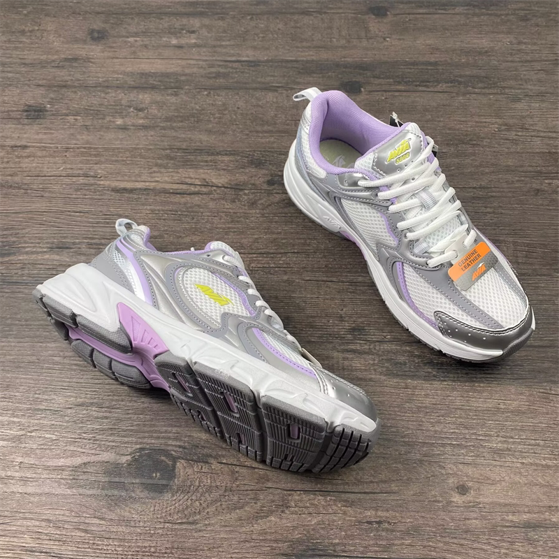 出口欧美外贸尾货捡漏男女户外越野跑步运动鞋网面透气休闲旅游鞋