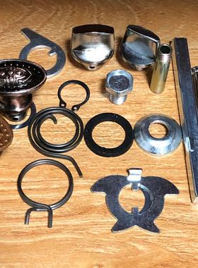 防盗门把手配件弹簧扁簧双快方杆弹簧面板螺丝配件反锁钮旋钮