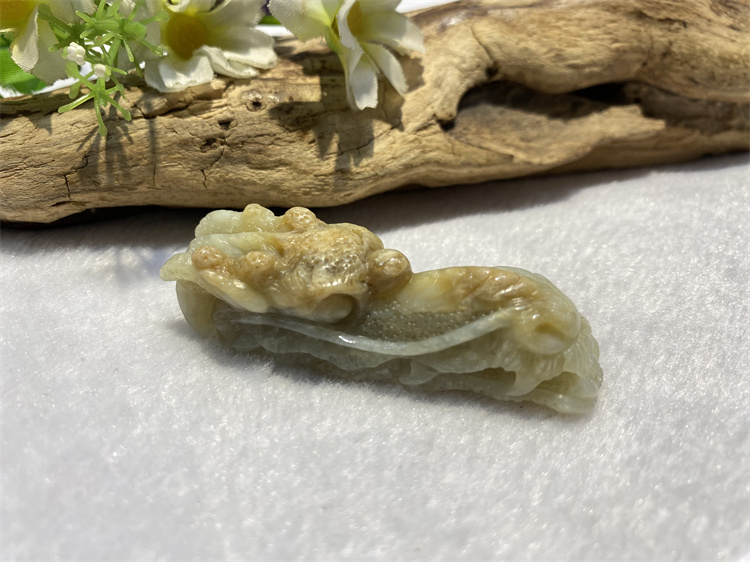 黄白河磨玉龙头手把件析木和田玉