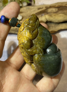 和田玉析木河磨玉金蟾手把件吊坠