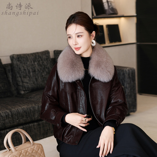 海宁真皮皮衣鹅绒羽绒服女短款高级油蜡绵羊皮可拆卸狐狸毛领时尚