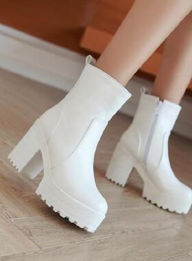 小码33女靴白色漆皮高跟鞋粗跟短靴马丁靴圆头加绒雪地鞋方跟大码