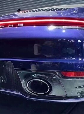 2019-2023年保时捷992升级运排碳纤维后唇黑色尾嘴干碳后唇