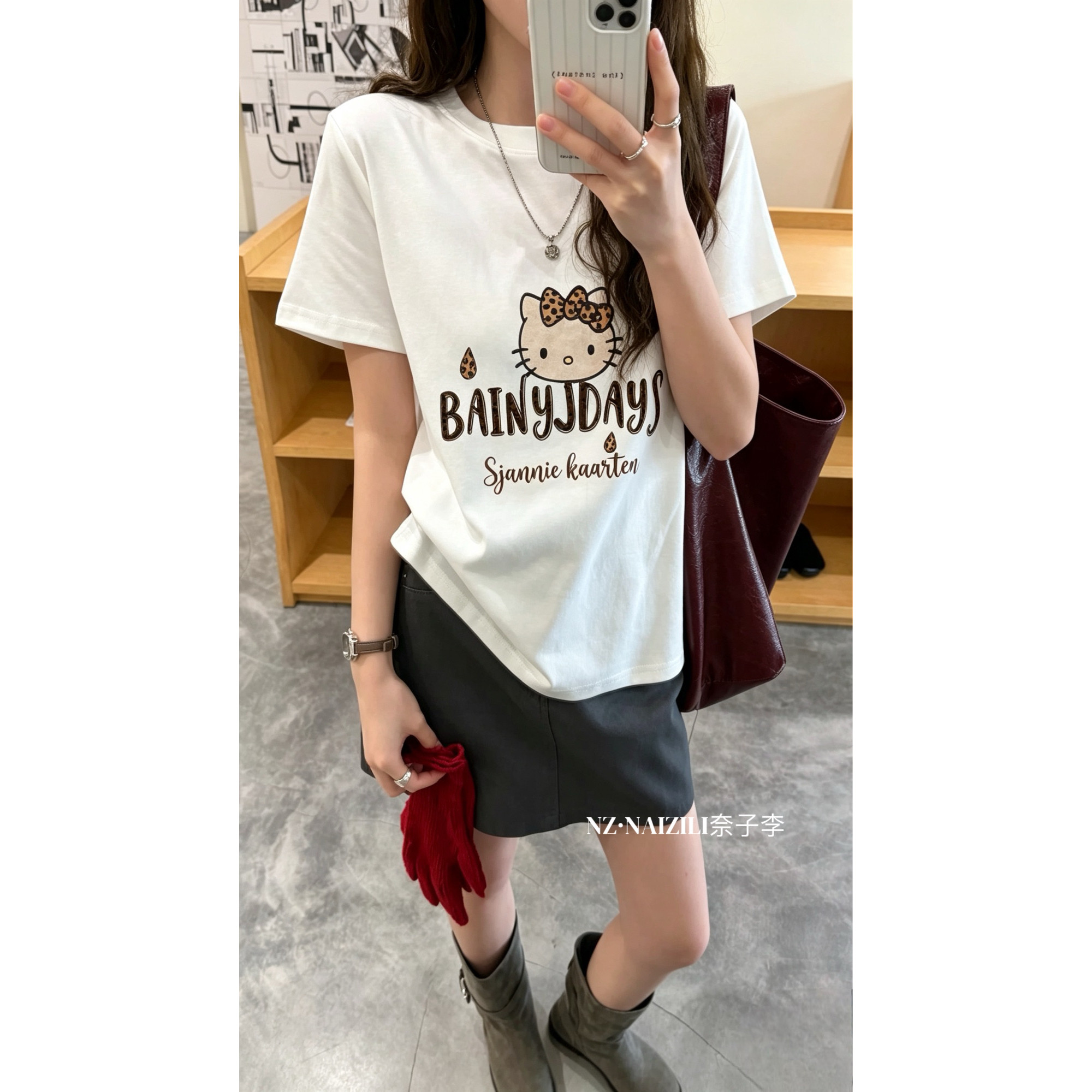 潮流时尚女装系列奈子-秋上新韩版HelloKitty印花短袖T恤26553