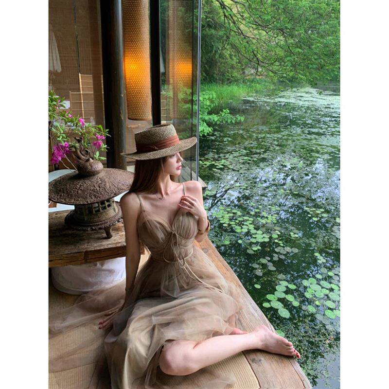 复古水墨晕染v领吊带连衣裙女夏季收腰显瘦a字裙子度假风网纱长裙