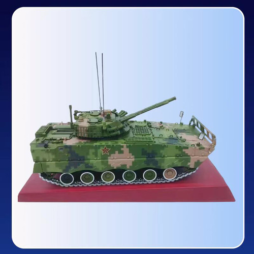 1:35  军事战车新二代04A步兵战车履带式模型合金仿真老兵纪念品
