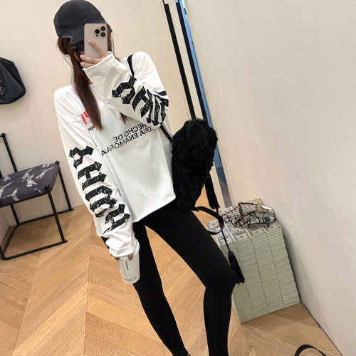 jennie同款褪色裂纹字母印花T恤