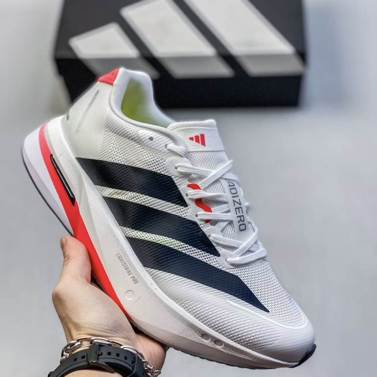 阿迪达斯男女运动鞋跑步鞋