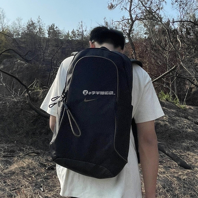 耐克运动户外大容量男女双肩包