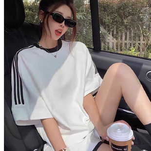 夏季爆款三杠拼接运动套装女宽松百搭显瘦新款短袖短裤两件套班服