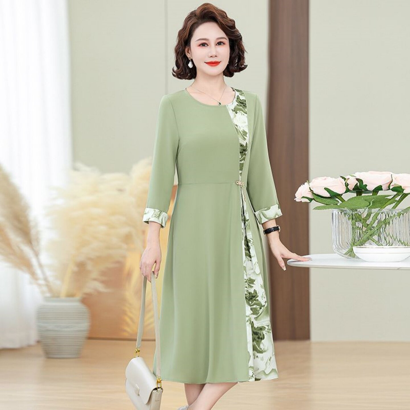 hauteQI轻奢时尚九分袖薄款连衣裙显瘦高贵气质拼接中长款过膝