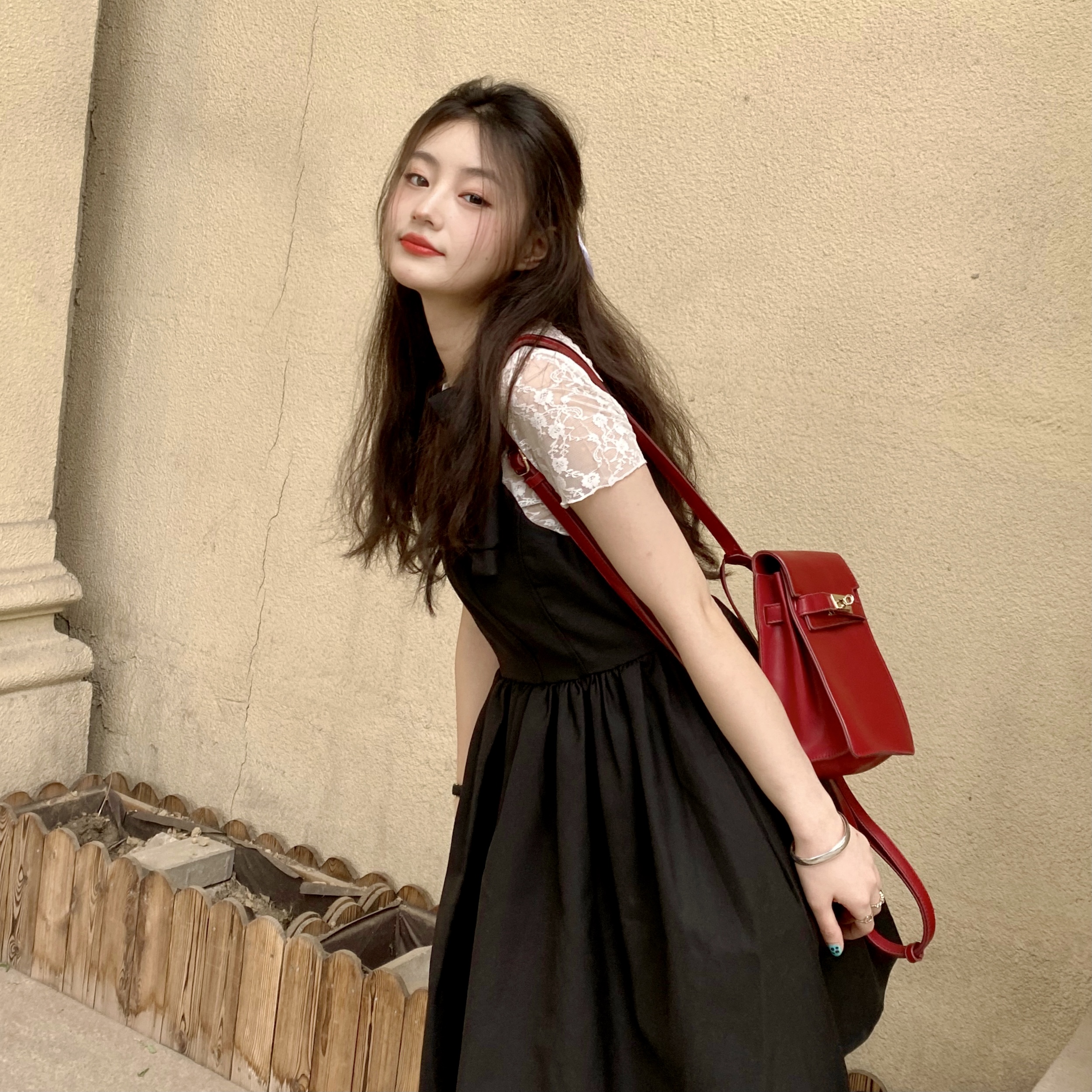 Real shot monitoring super sweet match ~ skin friendly lace bottom mesh + bow decoration pleated Princess suspender skirt