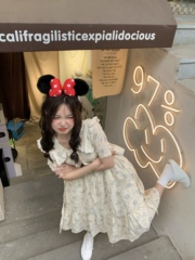 Real time monitoring cartoon beach shell painting fresh and elegant court style loose lace up dress