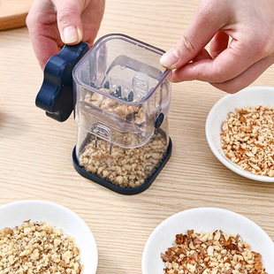 花生米坚果绞碎机核桃仁花生果仁手动手摇小型核桃仁干果捣碎神器