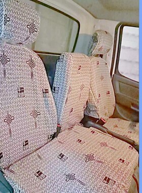 五征奥驰V3V2V1 X6X3X2X1A3A2D3D2T3T2飞碟谛途DXGX MXHX货车坐套