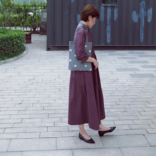 女 纯色圆领前后两穿显瘦连衣裙中腰A字裙中长款 D120 温和绵长