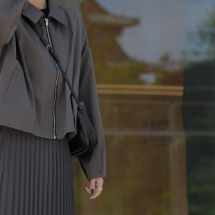 T264 黑桃园拉链复古简约显瘦立领风衣外套女秋 落日熔金