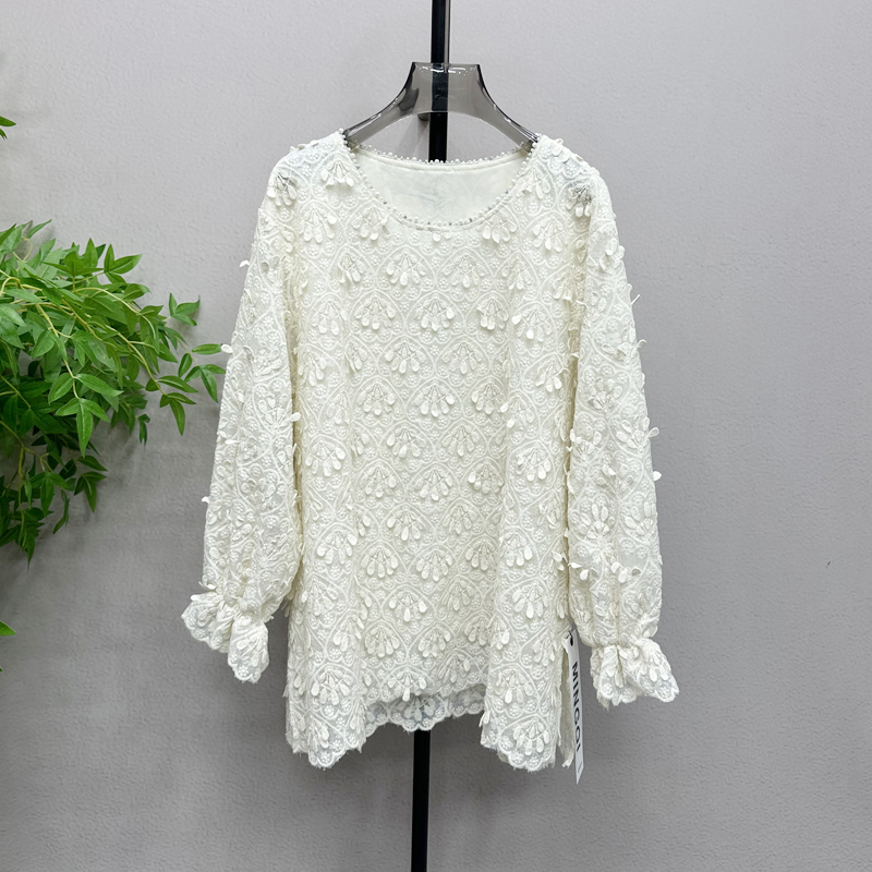 欧洲站圆领钉珠立体花朵刺绣宽松蕾丝衫2025显瘦长袖打底衫1072Y