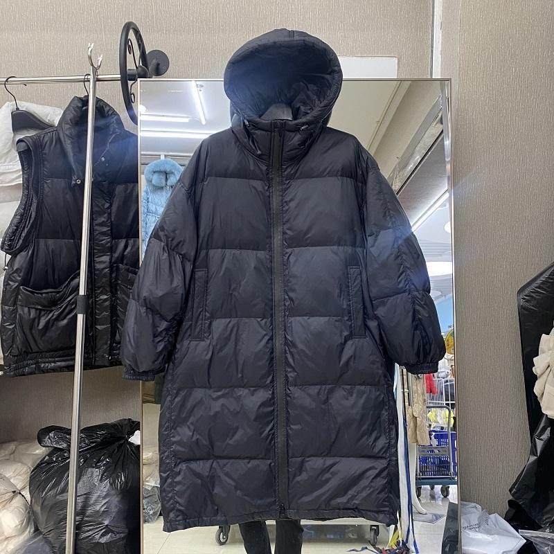 反季2023新款羽绒服女韩版连帽长款情侣过膝加厚休闲面包服