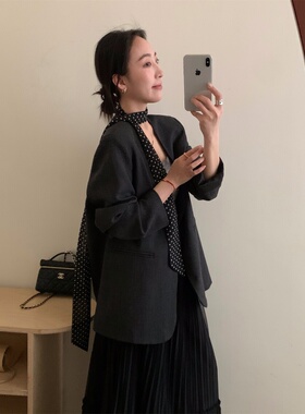 高级感v领丝巾垫肩西装外套女2026春季新款气质简约通勤百搭上衣