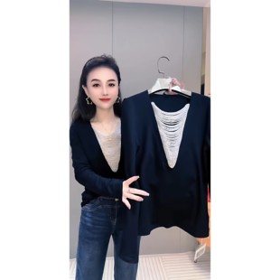 百搭气质打底上衣 T恤女时尚 2025秋冬新款 V领重工流苏串珠拼接长袖