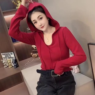 打底衫 2026春季 T恤女绝美巨好看 连帽半开领鱼骨线长袖 上衣 新款