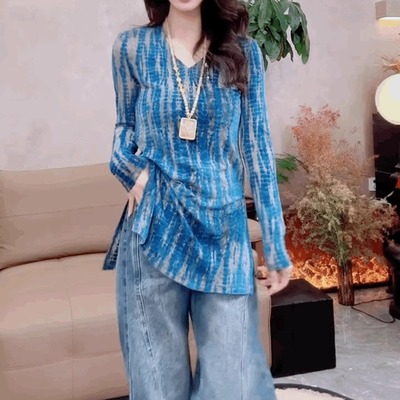 植绒V领T恤女长袖打底衫开叉上衣