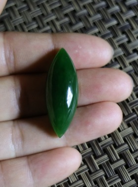 和田玉碧玉菠菜绿大柳叶戒面 俄罗斯7矿老坑料镶嵌吊坠大戒指