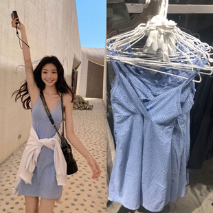 BrandyMelville夏季新款性感V领连衣裙女 bm碎花纯欲风吊带中长裙