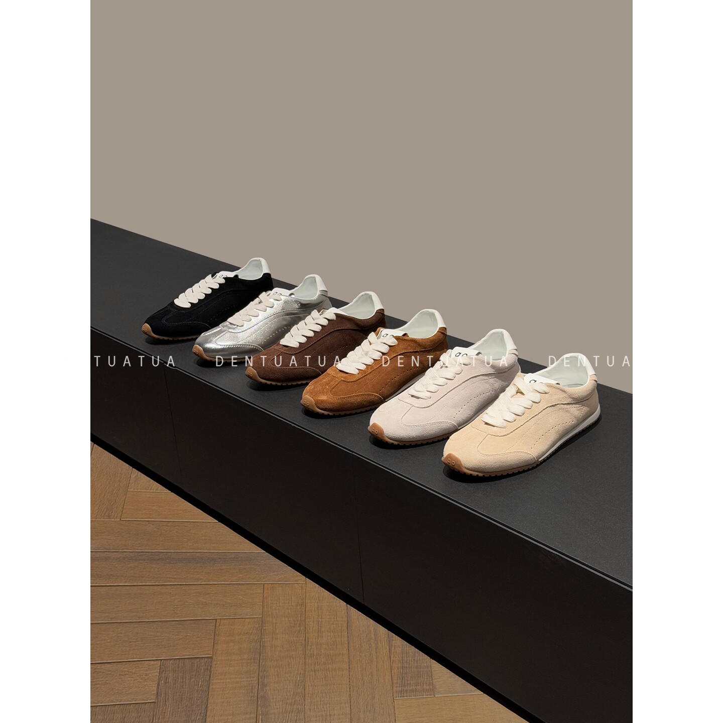 DENTUATUA 荒漠风痕沉稳色！25FW 圆头反绒系带平底休闲德训鞋 女