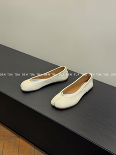 DENTUATUA 品质升级 经典款！24s秋季真皮分趾tabi平底鞋 单鞋女