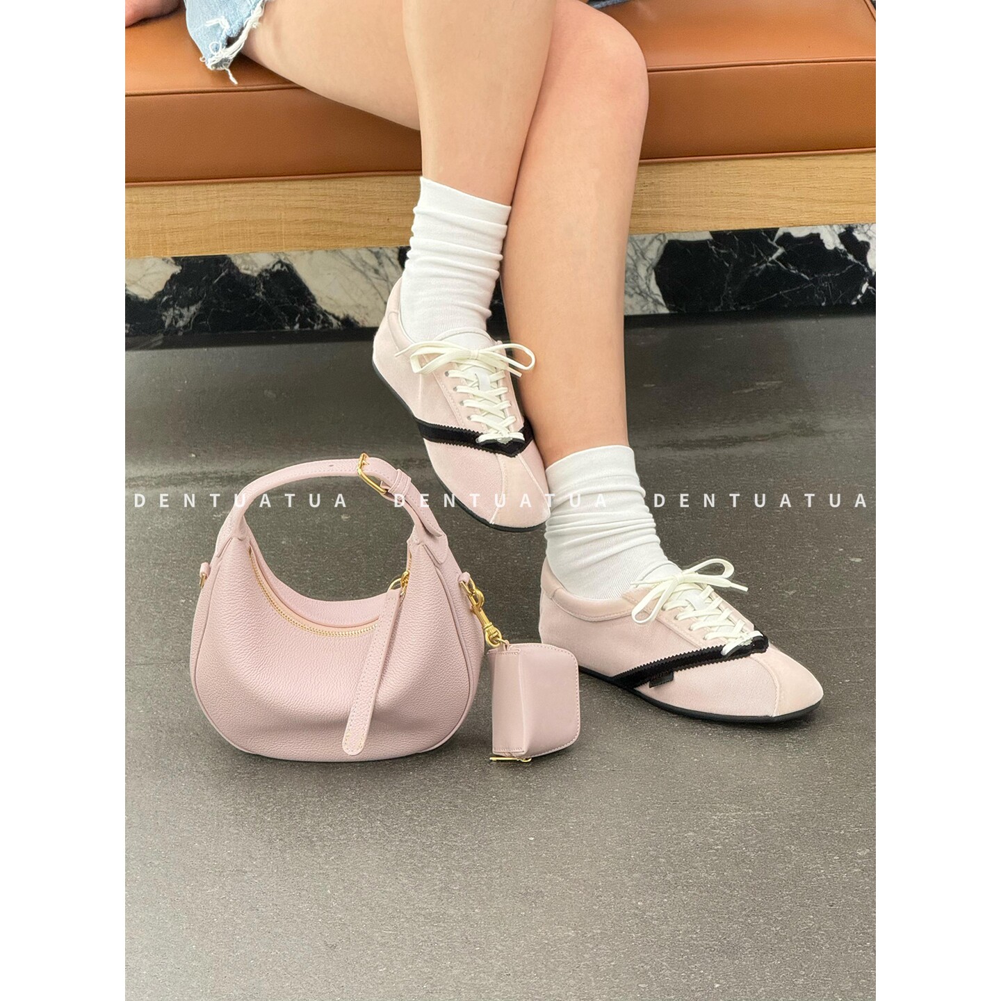 DENTUATUA 一键get“甜酷平衡”26ss 拼色系带平底休闲德训鞋 女