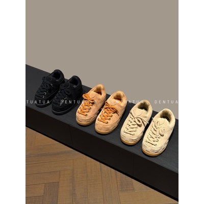 DENTUATUA 磨砂皮的温柔肌理！25FW 厚底丑萌系带休闲面包鞋 女
