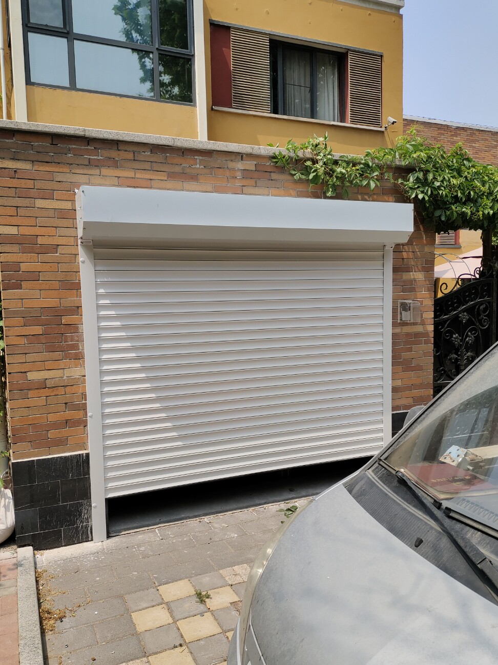 家用铝合金电动卷帘门天津市遥控进户门