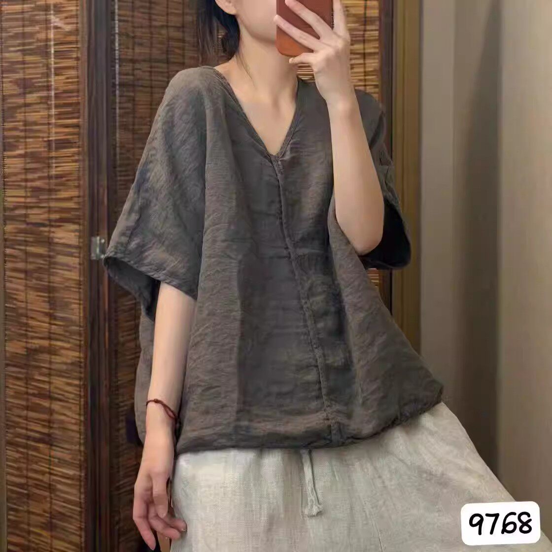 2026夏季新款款短袖棉麻小衫V领套头短袖上衣文艺女衬衫T恤女