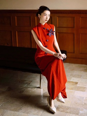 新中式晨袍女新娘订婚礼服端庄大气高级感复古红色旗袍两件套裙装