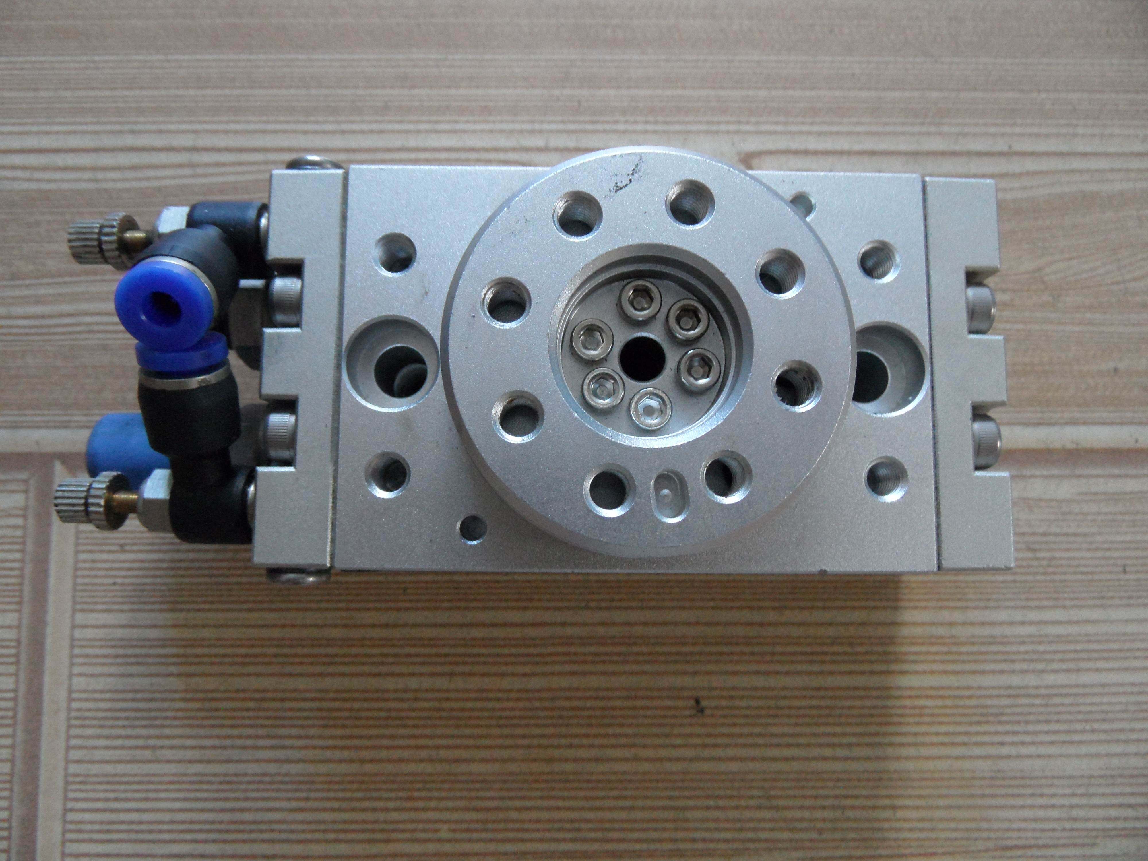 airtac 亚德客旋转气缸 hrq10a 回转气缸全新上机件 现货清仓处理