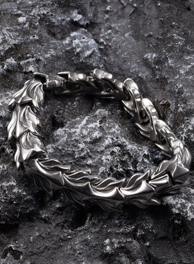 ins龙纹钛钢理发师朋克风手环