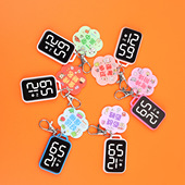 新款 卡通夜光电子表小学生考试专用儿童装 饰电子手表多功能手环表